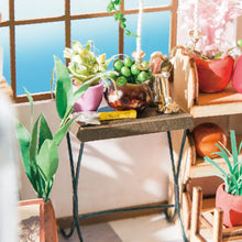 Charger l'image dans la galerie, Maison miniature La boutique de fleurs d'Emily