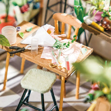 Charger l'image dans la galerie, Maison miniature La boutique de fleurs d'Emily