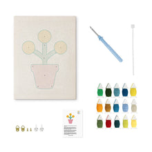 Charger l'image dans la galerie, Punch Needle Kit avec cadre - Main Verte