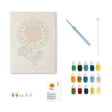 Charger l'image dans la galerie, Punch Needle Kit avec cadre - Fleur Soleil