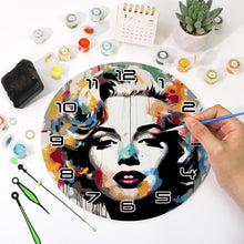 Charger l'image dans la galerie, Horloge Peinture par Numéros - Portrait de Marilyn