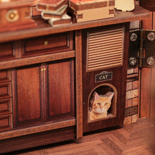 Charger l'image dans la galerie, Maison miniature - Café Littéraire