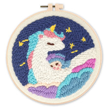 Charger l'image dans la galerie, Punch Needle Licorne et bébé