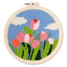 Charger l'image dans la galerie, Punch Needle Tulipes et ciel bleu