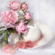 Charger l'image dans la galerie, Broderie Diamant | Broderie Diamant - Chapeau Blanc et Fleurs | Broderie Fleurs fleurs | FiguredArt