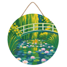 Charger l'image dans la galerie, Diamond Painting sur Disque en Bois - Nymphéas et le pont japonais - Monet