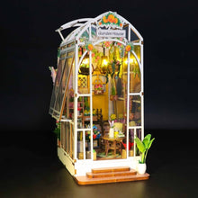 Charger l'image dans la galerie, Book Nook - Serre et Fleurs