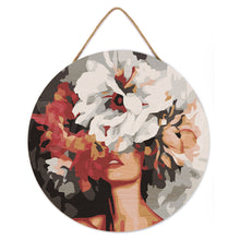 Charger l'image dans la galerie, Peinture par Numéro sur Disque en bois - Beauté derrière les fleurs