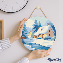 Charger l'image dans la galerie, Peinture par Numéro sur Disque en Bois - Chalet en Hiver