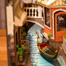 Charger l'image dans la galerie, Book Nook - Romance à Venise