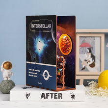 Charger l'image dans la galerie, Book Nook - Interstellaire