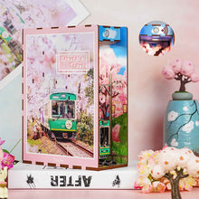 Charger l'image dans la galerie, Book Nook - Le Voyage de Sakura