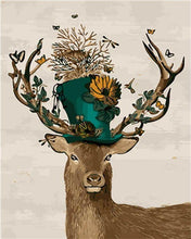 Charger l'image dans la galerie, peinture par numéros | Cerf et son Chapeau | animaux, facile, rennes et biches | FiguredArt
