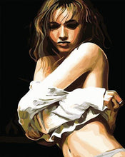 Charger l'image dans la galerie, peinture par numéros | Femme Prête à se déshabiller | facile nouveautés nu romantique | FiguredArt